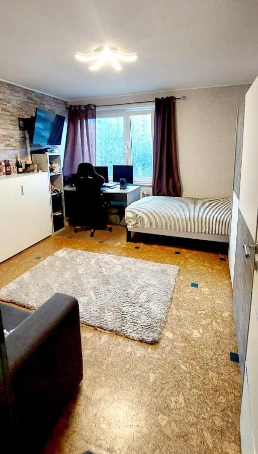Private Apartment Laatzen City Hannover Exterior foto